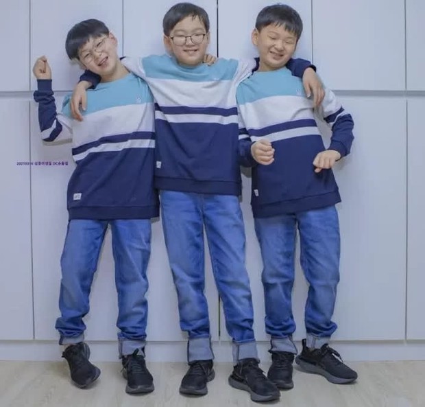 Daehan, Minguk, Manse lớn phổng phao ở sinh nhật 9 tuổi, dự đoán sẽ cao tới 1m85! - Ảnh 4. Daehan, Minguk, Manse lớn phổng phao ở sinh nhật 9 tuổi, dự đoán sẽ cao tới 1m85! - Ảnh 4.
