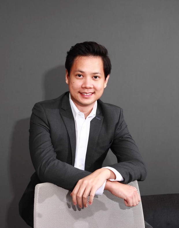 Phillip Nguyễn đứng chung với chồng đại gia của HH Đặng Thu Thảo: Một bức ảnh toát ra mùi tiền tài!  - Ảnh 2.