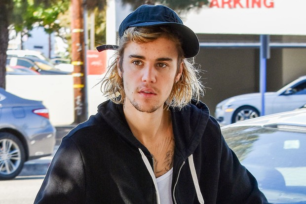 Xôn xao clip Justin Bieber định lao vào đánh antifan vì bị gọi là “cô gái không biết hát”? - Ảnh 8.