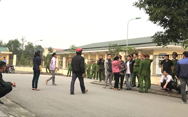 Vụ gã đàn ông hiếp dâm bé gái ở trường học: Yêu râu xanh chưa có vợ, từng vào tù ra tội - Ảnh 1. Vụ gã đàn ông hiếp dâm bé gái ở trường học: Yêu râu xanh chưa có vợ, từng vào tù ra tội - Ảnh 1.