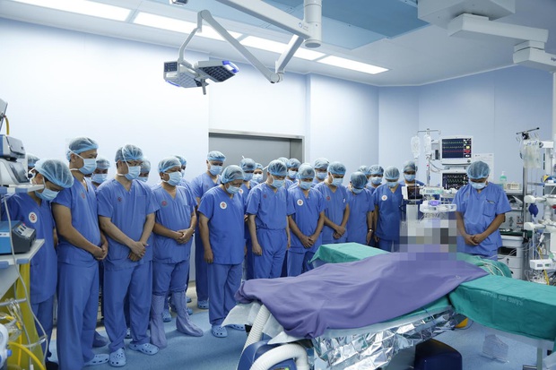 Cái kết đẹp sau hành trình người mẹ 71 tuổi đi tìm trái tim của con trai chết não - Ảnh 1. Cái kết đẹp sau hành trình người mẹ 71 tuổi đi tìm trái tim của con trai chết não - Ảnh 1.