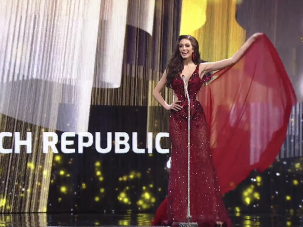 Cập nhật Bán kết Miss Grand International 2020: Ngọc Thảo xuất hiện cuốn hút hô vang 2 tiếng Việt Nam, dàn thí sinh diện bikini chặt chém - Ảnh 9.