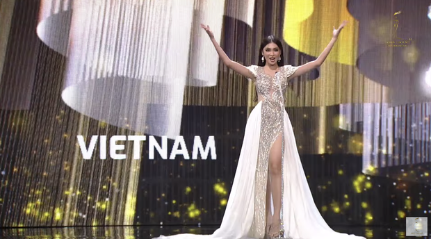 Cập nhật Bán kết Miss Grand International 2020: Ngọc Thảo xuất hiện cuốn hút hô vang 2 tiếng Việt Nam, dàn thí sinh diện bikini chặt chém - Ảnh 4.