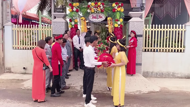 Lộc Fuho chính thức đính hôn với bạn gái xinh nức nở, xoá bỏ mọi tin đồn diễn sâu, làm trò - Ảnh 2.