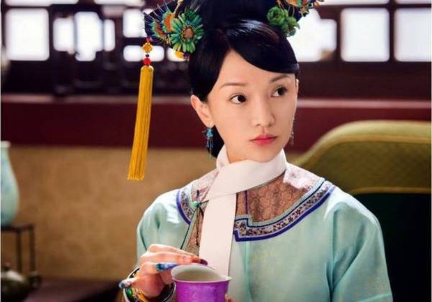 Như Ý (Châu Tấn) bỗng dưng đi lạc sang Đà Lạt khiến fan Việt một phen hốt hoảng, chuyện gì ngộ vậy ta? - Ảnh 1. Như Ý (Châu Tấn) bỗng dưng đi lạc sang Đà Lạt khiến fan Việt một phen hốt hoảng, chuyện gì ngộ vậy ta? - Ảnh 1.