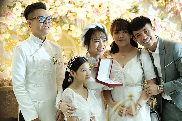 Con gái đại gia Minh Nhựa tiết lộ trường đang theo học, nhìn tên đã biết độ sang chảnh và giàu cỡ nào - Ảnh 5. Con gái đại gia Minh Nhựa tiết lộ trường đang theo học, nhìn tên đã biết độ sang chảnh và giàu cỡ nào - Ảnh 5.