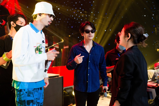 Khoảnh khắc hiếm: Lần đầu Hà Anh Tuấn và Đen Vâu chung 1 khung hình, chuẩn bị cho màn song kiếm hợp bích chưa từng có! - Ảnh 1.