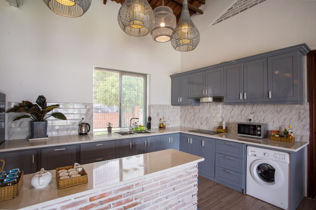 Lấy vợ Việt, chồng Pháp xây nhà 3 tỷ trên mảnh đất rộng 2500m2 tại Phú Quốc, sống sướng như ở resort - Ảnh 12. Lấy vợ Việt, chồng Pháp xây nhà 3 tỷ trên mảnh đất rộng 2500m2 tại Phú Quốc, sống sướng như ở resort - Ảnh 12.