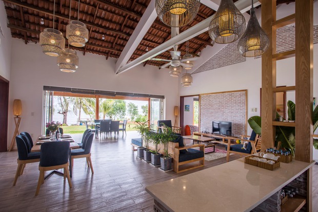 Lấy vợ Việt, chồng Pháp xây nhà 3 tỷ trên mảnh đất rộng 2500m2 tại Phú Quốc, sống sướng như ở resort - Ảnh 5. Lấy vợ Việt, chồng Pháp xây nhà 3 tỷ trên mảnh đất rộng 2500m2 tại Phú Quốc, sống sướng như ở resort - Ảnh 5.