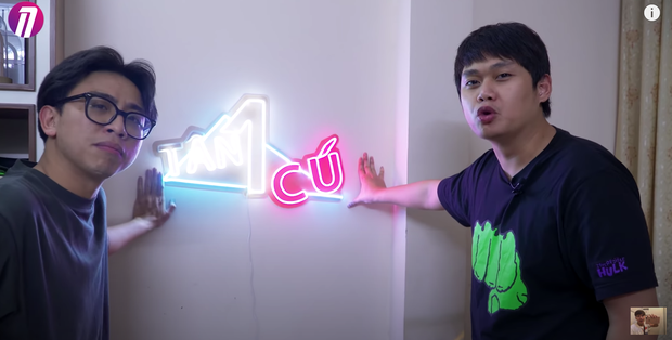 Thiếu gia hệ thống phở 10 Lý Quốc Sư, đi xe Lexus LX 570 sống trong không gian sang chảnh cỡ nào? - Ảnh 1.