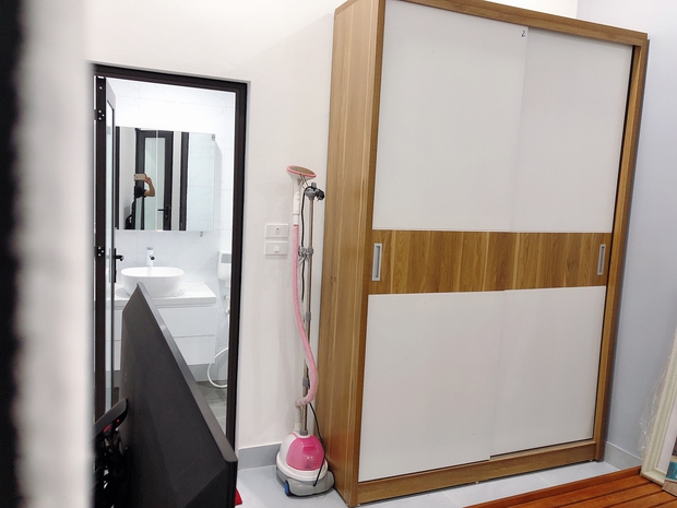 Không đủ tiền mua căn hộ, vợ chồng trẻ cải tạo nhà trọ như khu ổ chuột thành chung cư mặt đất tiện nghi - Ảnh 9.