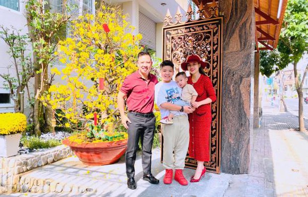 Á quân The Remix hé lộ không gian nhà mới 6 tỷ đồng: Ngắm ban công đã mê mệt vì độ cầu kỳ, chăm chút - Ảnh 1.