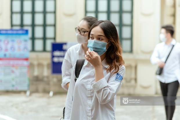 KHẨN: 2 tỉnh, thành cho học sinh 1 trường và 3 xã nghỉ học vì ca nhiễm Covid-19 mới - Ảnh 1. KHẨN: 2 tỉnh, thành cho học sinh 1 trường và 3 xã nghỉ học vì ca nhiễm Covid-19 mới - Ảnh 1.