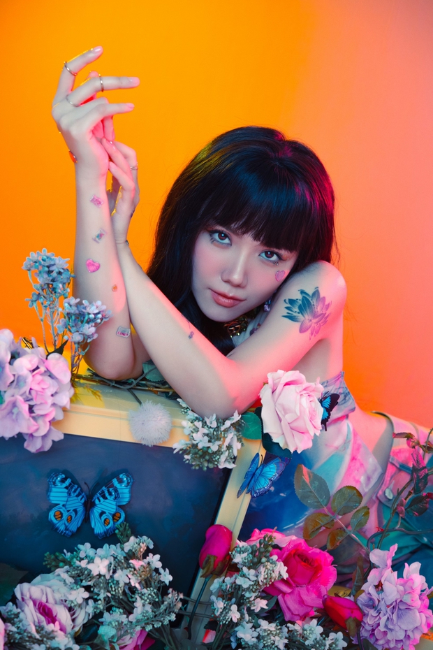 Ca sĩ Phương Ly em gái Phương Linh cua gấp sang đường đua sexy sau tin hẹn hò: Vòng 1 và hình xăm lấp ló, nhìn mà mê đắm! - Ảnh 5. Ca sĩ Phương Ly em gái Phương Linh cua gấp sang đường đua sexy sau tin hẹn hò: Vòng 1 và hình xăm lấp ló, nhìn mà mê đắm! - Ảnh 5.