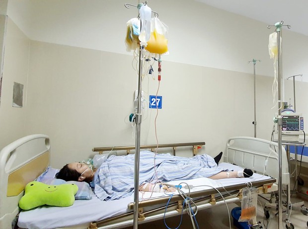 Cô giáo Hà Nội mắc ung thư ở tháng cuối thai kì, được hàng ngàn người kêu gọi hiến máu: Các bạn trẻ hãy trân trọng sức khỏe nhiều hơn - Ảnh 7. Cô giáo Hà Nội mắc ung thư ở tháng cuối thai kì, được hàng ngàn người kêu gọi hiến máu: Các bạn trẻ hãy trân trọng sức khỏe nhiều hơn - Ảnh 7.