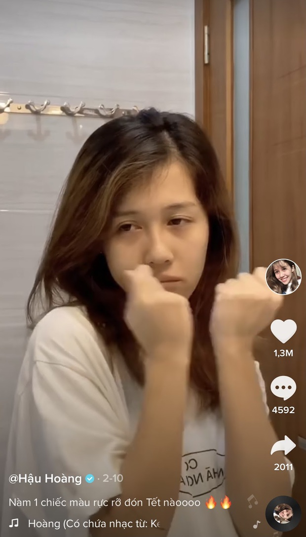 Hậu Hoàng show nhan sắc không son phấn cực xinh, trở thành ngoại lệ của lời nguyền mặt mộc - Ảnh 2.