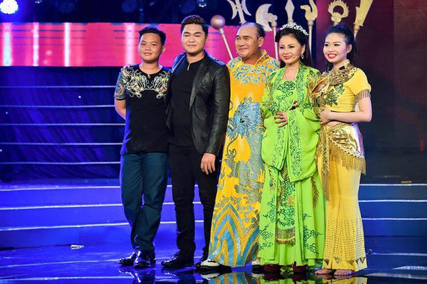 Con trai Lê Giang vui vẻ bên “bố già” phiên bản đời thực, chia sẻ xúc động vì lần đầu làm điều này cho NS Duy Phương? - Ảnh 5.