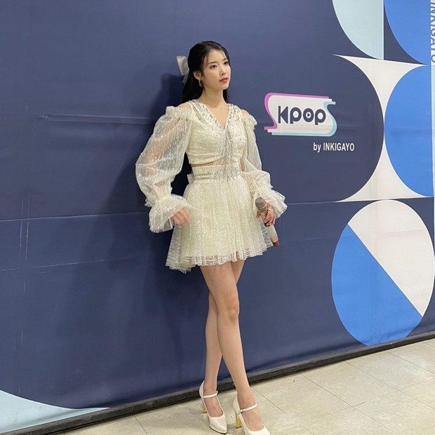 Triệu người đang phát cuồng vì ảnh cận mặt của 1 mỹ nhân Kpop, bao lâu nay chỉ mải nghe giọng mà quên visual - Ảnh 6.