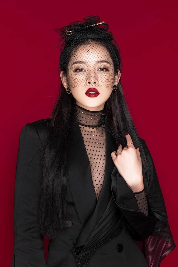 Hứa Kim Tuyền: Mình thấy rất kỳ khi khán giả réo tên Chi Pu dưới video Xuân Hạ Thu Đông Rồi Lại Xuân - Ảnh 1. Hứa Kim Tuyền: Mình thấy rất kỳ khi khán giả réo tên Chi Pu dưới video Xuân Hạ Thu Đông Rồi Lại Xuân - Ảnh 1.