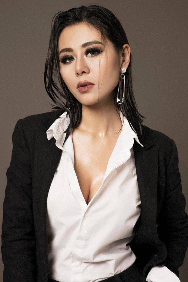 Khánh Vân - người chơi hệ ảnh film mới nổi: Nam Thư bỗng đẹp như Phạm Băng Băng, Hậu Hoàng hiền khô khác hẳn chính chủ tự chụp - Ảnh 2. Khánh Vân - người chơi hệ ảnh film mới nổi: Nam Thư bỗng đẹp như Phạm Băng Băng, Hậu Hoàng hiền khô khác hẳn chính chủ tự chụp - Ảnh 2.