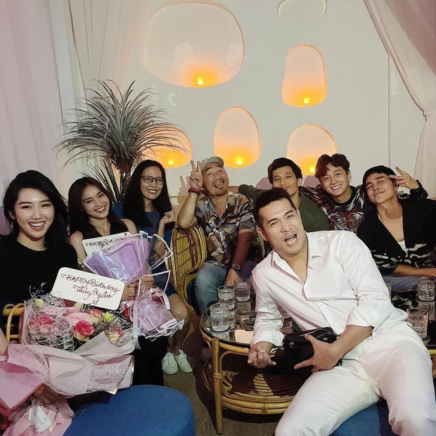 Lan Ngọc - Thuý Ngân sáng bừng giữa hội mỹ nam, ai dè bị nhân vật bỏ về sớm giật mất spotlight - Ảnh 2. Lan Ngọc - Thuý Ngân sáng bừng giữa hội mỹ nam, ai dè bị nhân vật bỏ về sớm giật mất spotlight - Ảnh 2.
