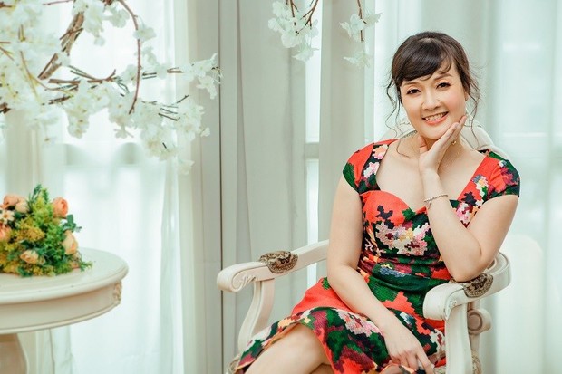 NS Vân Dung khoe ảnh hiếm bộ tứ Táo Quân “huyền thoại” hồi trẻ, netizen thả nhẹ ảnh trùm cuối 6 múi nhìn mà choáng - Ảnh 8. NS Vân Dung khoe ảnh hiếm bộ tứ Táo Quân “huyền thoại” hồi trẻ, netizen thả nhẹ ảnh trùm cuối 6 múi nhìn mà choáng - Ảnh 8.