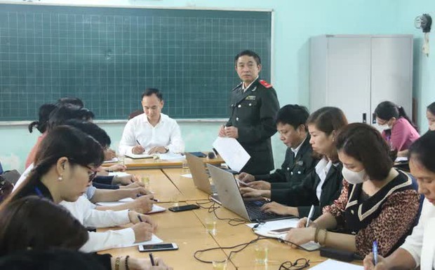 Cô giáo tố bị trù dập được ông Đoàn Ngọc Hải chia sẻ trên Facebook nói gì trong buổi công bố thanh tra lại? - Ảnh 1. Cô giáo tố bị trù dập được ông Đoàn Ngọc Hải chia sẻ trên Facebook nói gì trong buổi công bố thanh tra lại? - Ảnh 1.