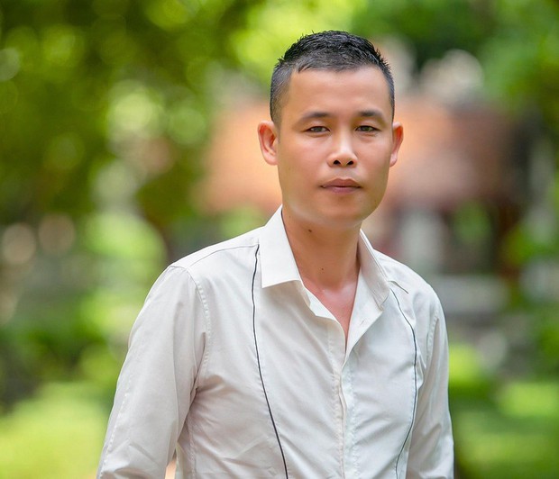 NS Vân Dung khoe ảnh hiếm bộ tứ Táo Quân “huyền thoại” hồi trẻ, netizen thả nhẹ ảnh trùm cuối 6 múi nhìn mà choáng - Ảnh 6. NS Vân Dung khoe ảnh hiếm bộ tứ Táo Quân “huyền thoại” hồi trẻ, netizen thả nhẹ ảnh trùm cuối 6 múi nhìn mà choáng - Ảnh 6.