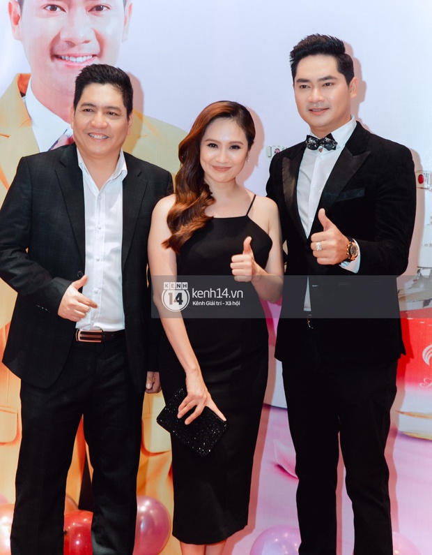 Team qua đường zoom cận sự kiện toàn mẹ bỉm hot: Phi Nhung bị gì mà sượng trân, ngược đời nhất là bạn gái Minh Luân - Ảnh 10. Team qua đường zoom cận sự kiện toàn mẹ bỉm hot: Phi Nhung bị gì mà sượng trân, ngược đời nhất là bạn gái Minh Luân - Ảnh 10.