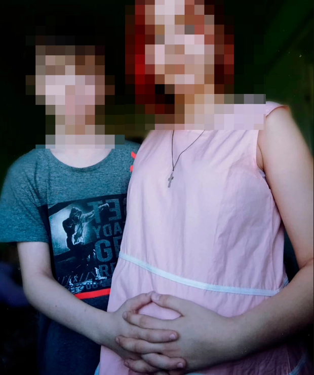 Bé gái 13 tuổi mang thai khiến bé trai 10 tuổi phải đứng ra đổ vỏ từng gây bão MXH, sau 1 năm giờ có cuộc sống ra sao? - Ảnh 1. Bé gái 13 tuổi mang thai khiến bé trai 10 tuổi phải đứng ra đổ vỏ từng gây bão MXH, sau 1 năm giờ có cuộc sống ra sao? - Ảnh 1.