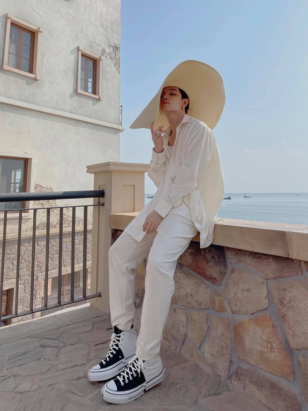 Muốn biết thế nào là du lịch có gu thì nhấn ngay nút theo dõi Instagram của Fashionisto này! - Ảnh 3. Muốn biết thế nào là du lịch có gu thì nhấn ngay nút theo dõi Instagram của Fashionisto này! - Ảnh 3.