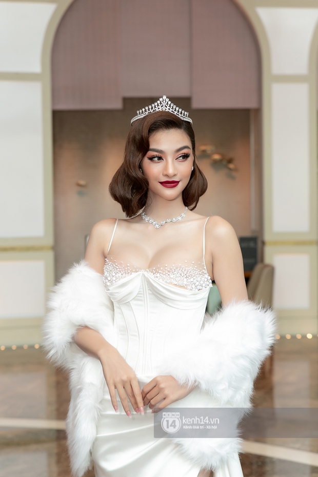 Thảm đỏ Miss World VN 2021: Đỗ Thị Hà lộ khuyết điểm, Lương Thùy Linh và dàn hậu chặt chém chưa nổi bằng bụng bầu của Tường San? - Ảnh 6. Thảm đỏ Miss World VN 2021: Đỗ Thị Hà lộ khuyết điểm, Lương Thùy Linh và dàn hậu chặt chém chưa nổi bằng bụng bầu của Tường San? - Ảnh 6.