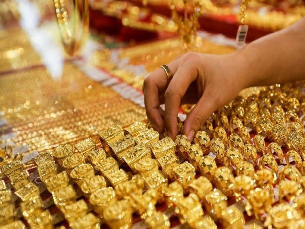 Giá vàng rơi thẳng đứng, giảm thấp nhất 6 tháng qua - Ảnh 1. Giá vàng rơi thẳng đứng, giảm thấp nhất 6 tháng qua - Ảnh 1.