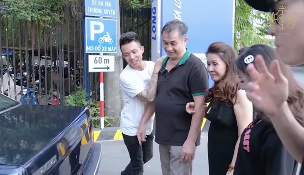 Minh Nhựa hé lộ quá khứ tiết kiệm của “ông trùm” Nhựa Long Thành, đến chiếc xe thích nhất cũng không dám mua - Ảnh 4.