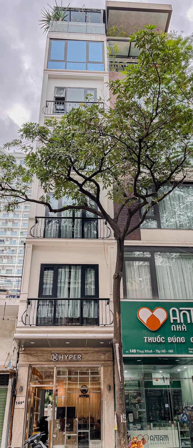 Nhà phố 2 mặt tiền của vợ chồng Hà Nội: Tổng giá trị 16 tỷ, vị trí đắc địa đối diện là hồ Tây, sau lưng là chung cư - Ảnh 1. Nhà phố 2 mặt tiền của vợ chồng Hà Nội: Tổng giá trị 16 tỷ, vị trí đắc địa đối diện là hồ Tây, sau lưng là chung cư - Ảnh 1.