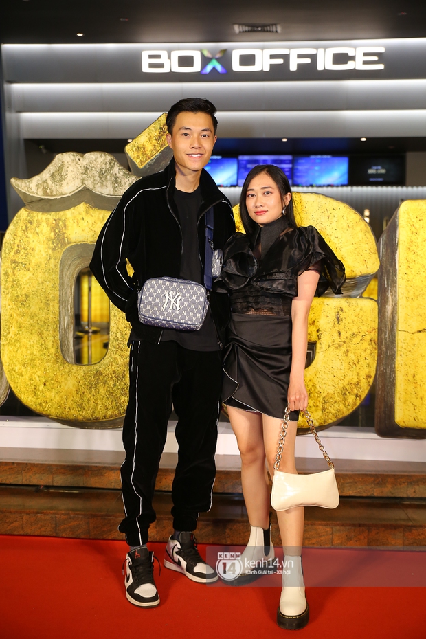 Cặp đôi nhà Đông Nhi, Lệ Quyên thi nhau show ân ái không kém cạnh Trấn Thành - Hariwon ở siêu thảm đỏ Bố Già - Ảnh 30. Cặp đôi nhà Đông Nhi, Lệ Quyên thi nhau show ân ái không kém cạnh Trấn Thành - Hariwon ở siêu thảm đỏ Bố Già - Ảnh 30.