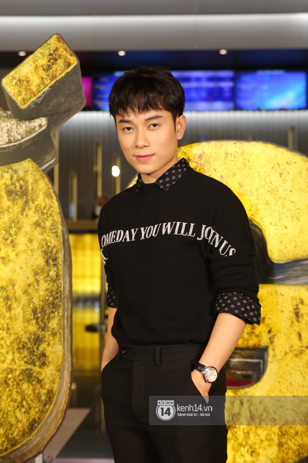 Cặp đôi nhà Đông Nhi, Lệ Quyên thi nhau show ân ái không kém cạnh Trấn Thành - Hariwon ở siêu thảm đỏ Bố Già - Ảnh 27. Cặp đôi nhà Đông Nhi, Lệ Quyên thi nhau show ân ái không kém cạnh Trấn Thành - Hariwon ở siêu thảm đỏ Bố Già - Ảnh 27.