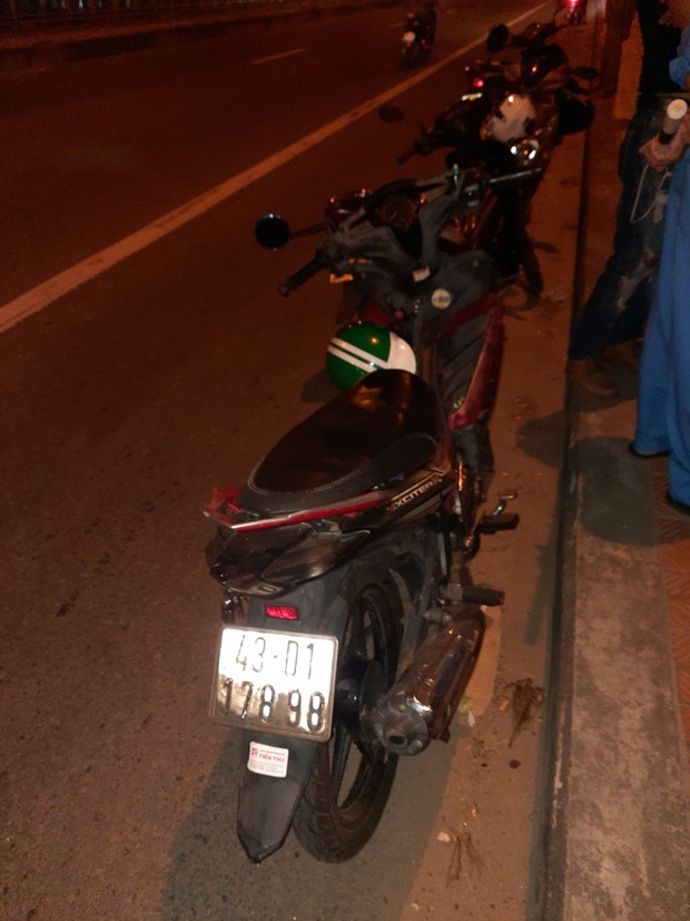 Tài xế Grab nghi nhảy cầu Đỏ tự tử, bỏ lại thư tuyệt mệnh: Con xin lỗi ba mẹ rất nhiều - Ảnh 1.