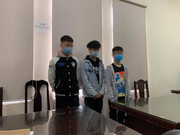 Nóng: Triệu tập nhóm thiếu niên 15, 16 tuổi liên quan vụ tấn công tình dục phụ nữ ngoại quốc ở Hồ Tây - Ảnh 1. Nóng: Triệu tập nhóm thiếu niên 15, 16 tuổi liên quan vụ tấn công tình dục phụ nữ ngoại quốc ở Hồ Tây - Ảnh 1.