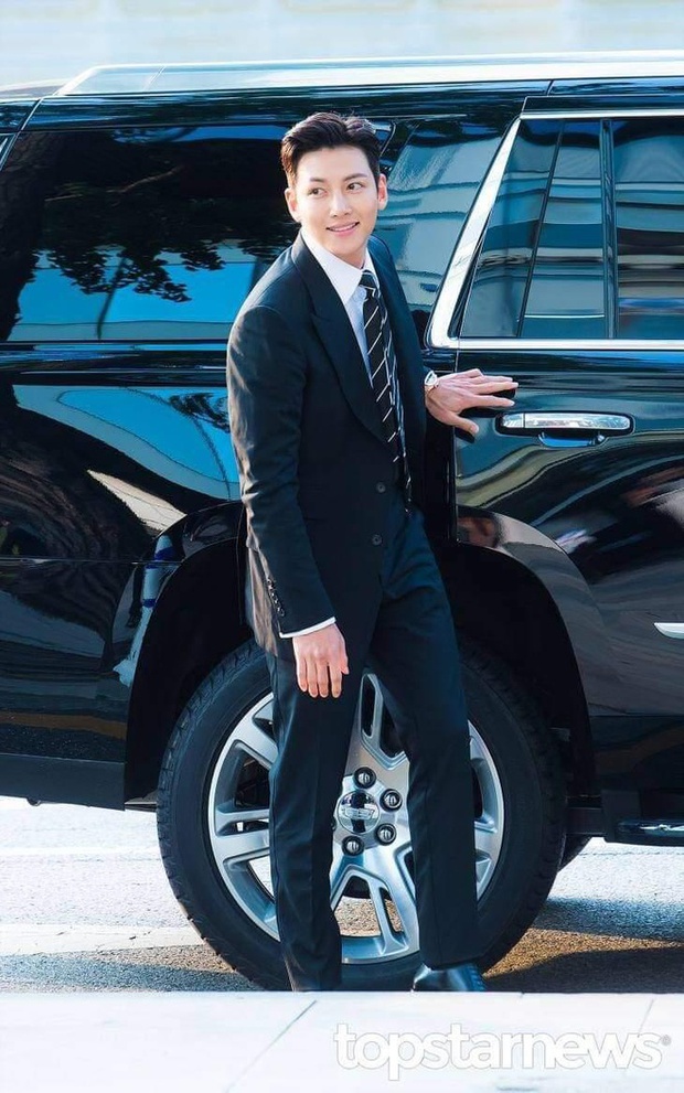Cực phẩm như Ji Chang Wook cũng có lúc “phì nhiêu” gây sốc: Si cu la bay màu, visual tuột dốc vì tăng 12kg và cái kết bất ngờ hậu giảm cân - Ảnh 11. Cực phẩm như Ji Chang Wook cũng có lúc “phì nhiêu” gây sốc: Si cu la bay màu, visual tuột dốc vì tăng 12kg và cái kết bất ngờ hậu giảm cân - Ảnh 11.
