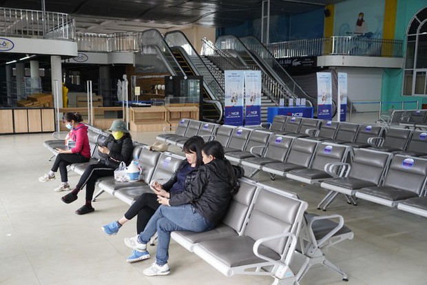 Mở cửa du lịch nội tỉnh, Hạ Long vẫn vắng như chùa bà Đanh - Ảnh 4.