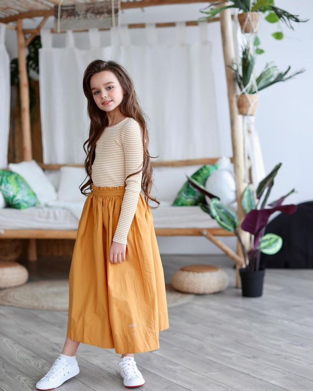 Cô bé người Nga được mệnh danh đẹp nhất thế giới 4 năm trước: Hiện tại vẫn gây sốt vì quá xinh đẹp, bất ngờ nhất là chuyện học hành - Ảnh 7. Cô bé người Nga được mệnh danh đẹp nhất thế giới 4 năm trước: Hiện tại vẫn gây sốt vì quá xinh đẹp, bất ngờ nhất là chuyện học hành - Ảnh 7.