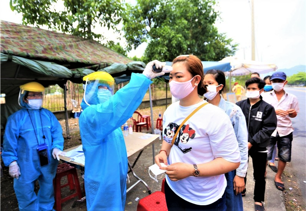 Đà Nẵng tạm dừng hoạt động các chốt kiểm soát dịch liên ngành tại cửa ngõ ra, vào thành phố - Ảnh 1. Đà Nẵng tạm dừng hoạt động các chốt kiểm soát dịch liên ngành tại cửa ngõ ra, vào thành phố - Ảnh 1.