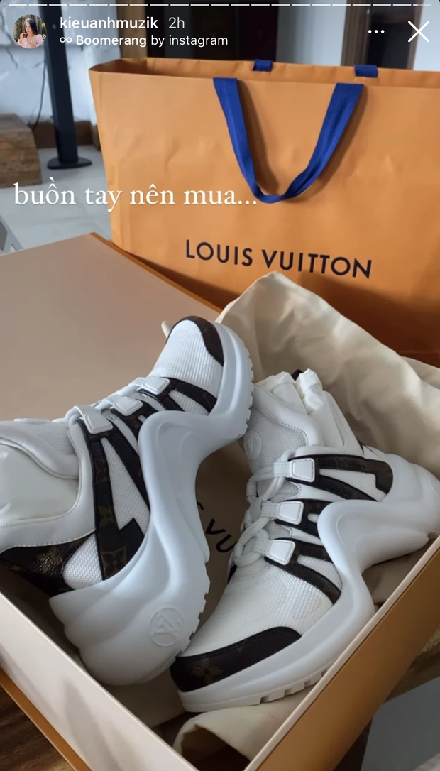 Người giàu buồn tay thì làm gì? Cứ nhìn ca nương Kiều Anh là rõ! - Ảnh 2. Người giàu buồn tay thì làm gì? Cứ nhìn ca nương Kiều Anh là rõ! - Ảnh 2.