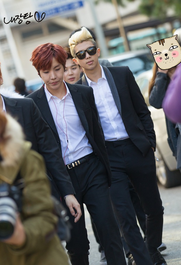 Tìm ra nhóm nhạc có visual đỉnh nhất Kpop: Sẵn sàng chấp cả camera thường của tay máy hung thần, đẹp không cần photoshop - Ảnh 10. Tìm ra nhóm nhạc có visual đỉnh nhất Kpop: Sẵn sàng chấp cả camera thường của tay máy hung thần, đẹp không cần photoshop - Ảnh 10.