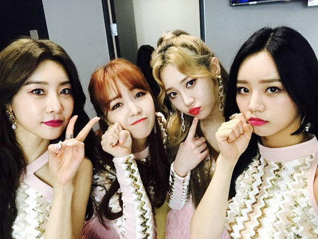 TWICE được cứu vớt khi bài debut lội ngược dòng sau 3 tháng, EXID và hàng loạt nhóm Kpop kém nổi thoát cảnh tan rã nhờ hit nở muộn - Ảnh 20. TWICE được cứu vớt khi bài debut lội ngược dòng sau 3 tháng, EXID và hàng loạt nhóm Kpop kém nổi thoát cảnh tan rã nhờ hit nở muộn - Ảnh 20.