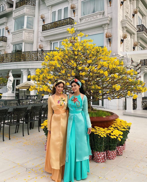 Con gái tỷ phú Johnathan Hạnh Nguyễn giải đáp thắc mắc: Mặt không makeup trông như nào, cao bao nhiêu? - Ảnh 3. Con gái tỷ phú Johnathan Hạnh Nguyễn giải đáp thắc mắc: Mặt không makeup trông như nào, cao bao nhiêu? - Ảnh 3.