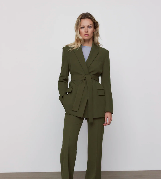 “Cháy hàng” chiếc blazer Zara mà tiểu tam của Penthouse mặc, chị em muốn sang xịn như vậy chi bằng sắm ngay những mẫu này - Ảnh 4.