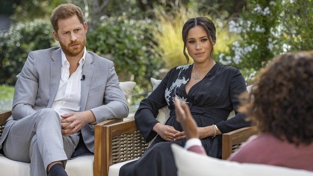 Meghan Markle đấu tố trực diện chị dâu Kate, tiết lộ hàng loạt bí mật gây sốc về Hoàng gia Anh và khẳng định mình bị chèn ép đến trầm cảm - Ảnh 3.