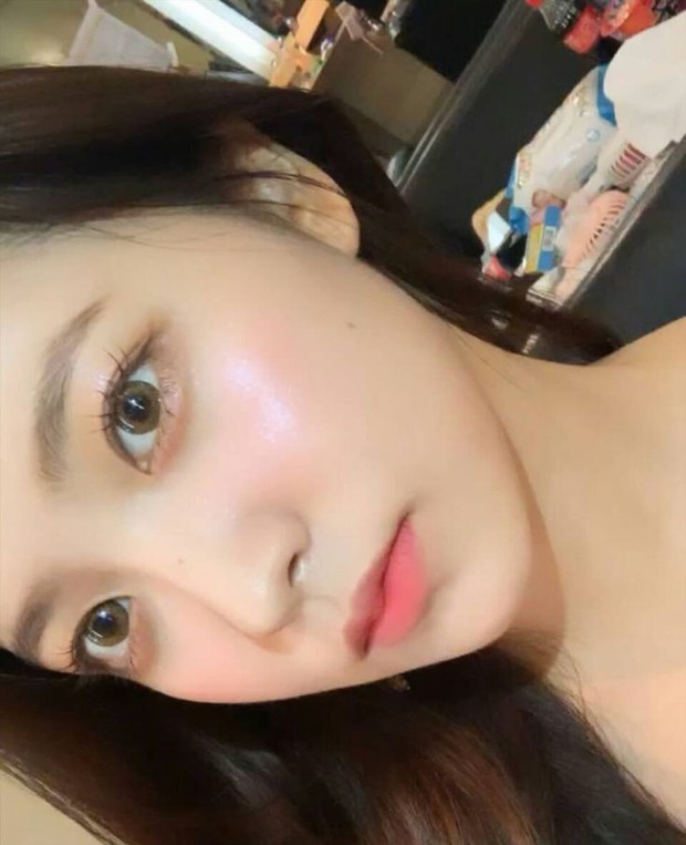 Loạt makeup look “đỉnh của chóp” từ idol Kpop, nhìn xịn sò là vậy nhưng học theo cũng đâu có khó mấy - Ảnh 5.